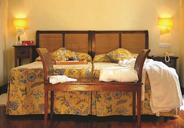 Precio mínimo garantizado para Hotel La Casona de la Paca. Disfrúta con nuestro Spa y Masaje en Asturias